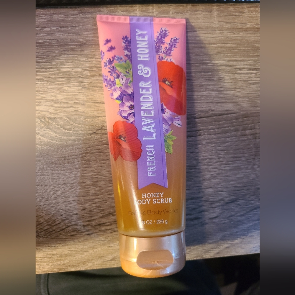 Bath & Body Works French Lavender & Honey body scrub